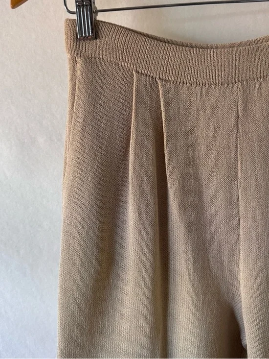 St John Collection Santana Knit Pants Beige Pleated High Waist Sz 4 Quiet Luxury - Picture 3 of 13